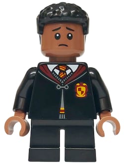 Dean Thomas - Gryffindor Robe Clasped