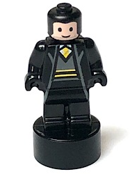 Hufflepuff Student Statuette / Trophy #3, Light Nougat Face