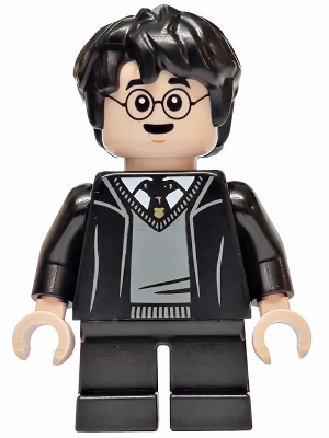 Harry Potter - Hogwarts Robe, Black Tie, Surprised