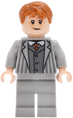 Minifigurka LEGO® hp645 Arthur Weasley - Light Bluish Gray Suit, Wrinkles, Smile / Frown