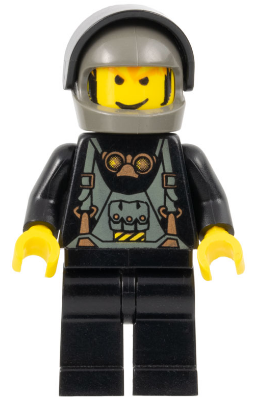 Boat Driver, Black with Dark Gray Helmet, Black Visor