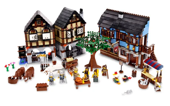 LEGO® 10193 Klocki Lego Castle Zestaw Średniowieczna wioska z targiem - zdjęcie 2