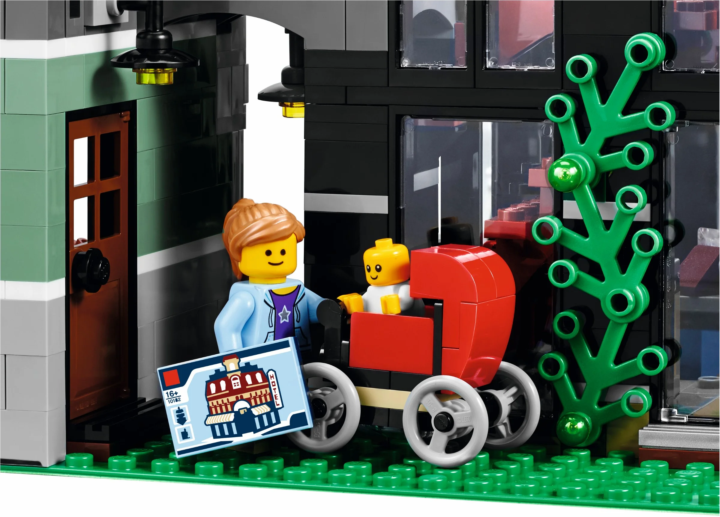 LEGO® 10255 Plac zgromadzeń - zdjęcie 8