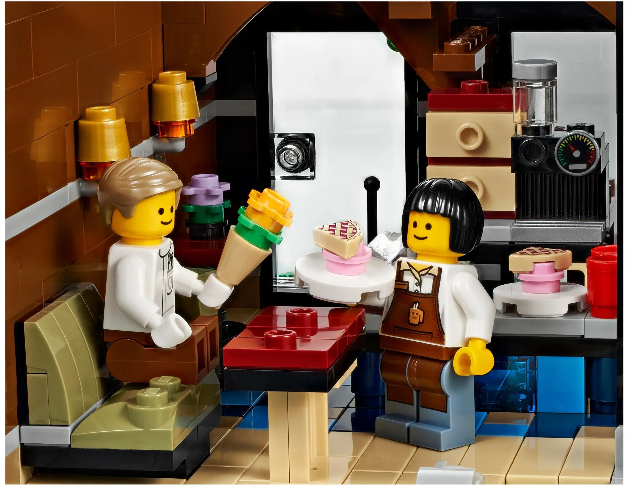 LEGO® 10255 Plac zgromadzeń - zdjęcie 14