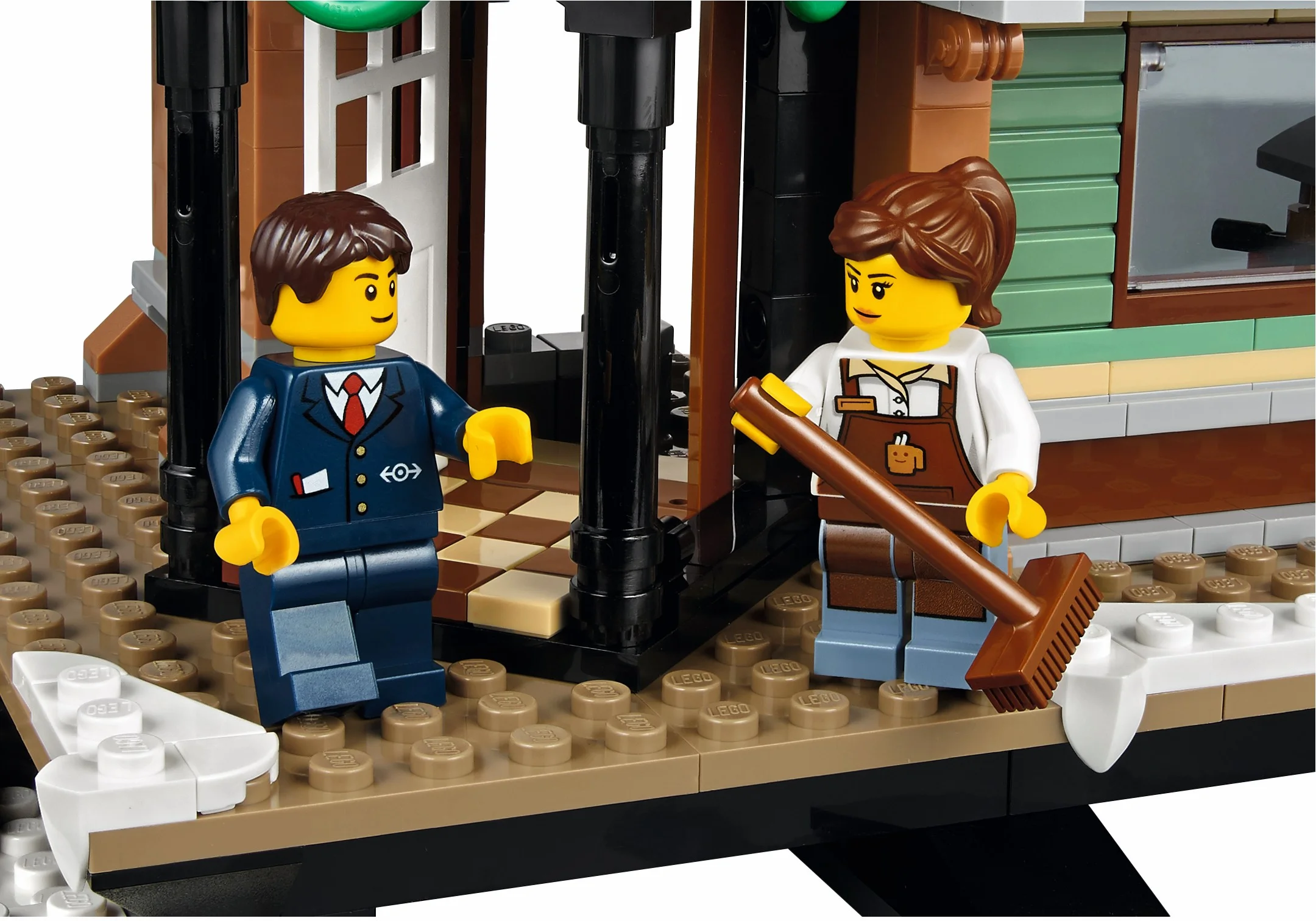 LEGO® 10259 Stacja w zimowej wiosce - zdjęcie 20