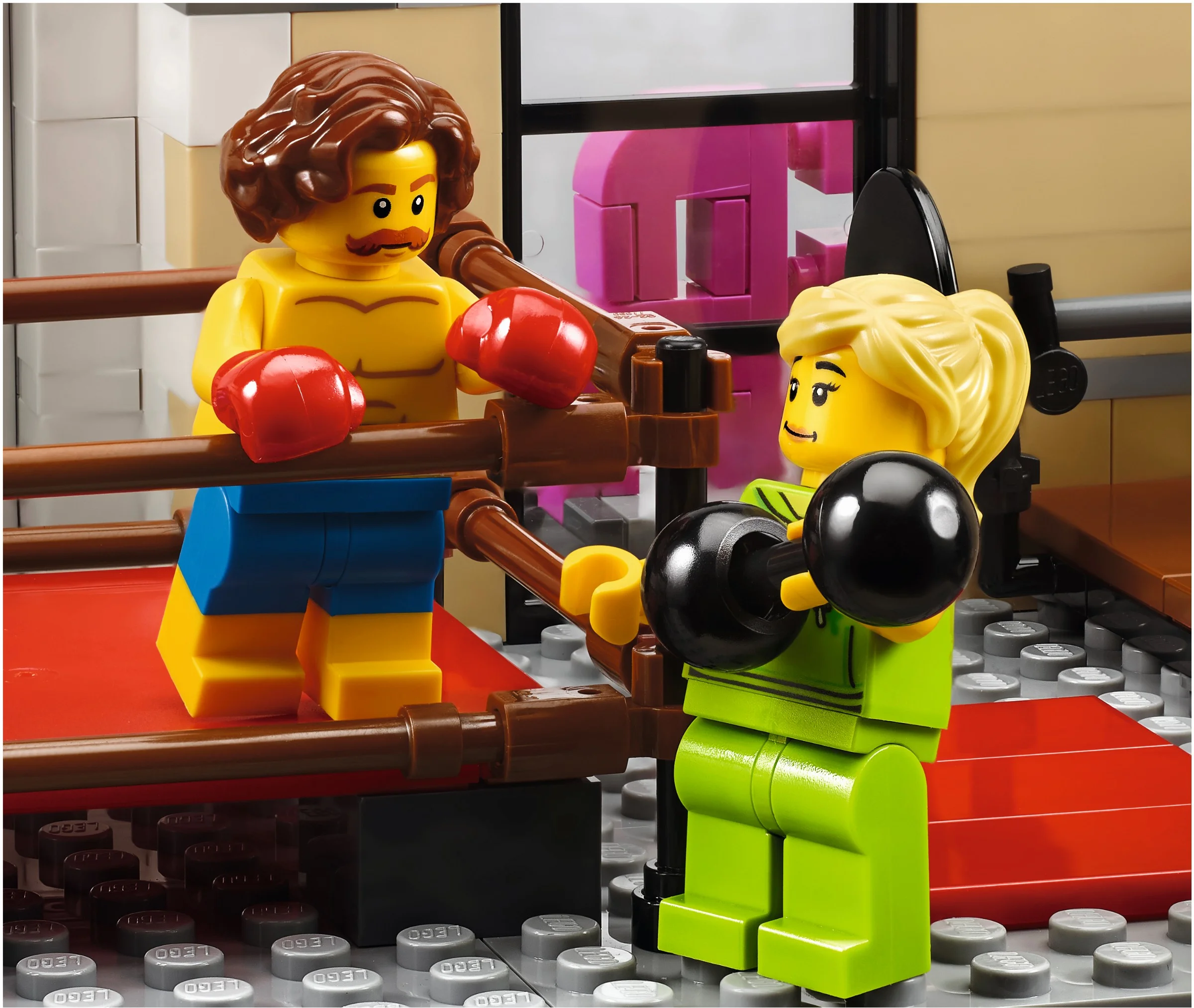 LEGO® 10260 Creator Expert Bistro w Śródmieściu - zdjęcie 14