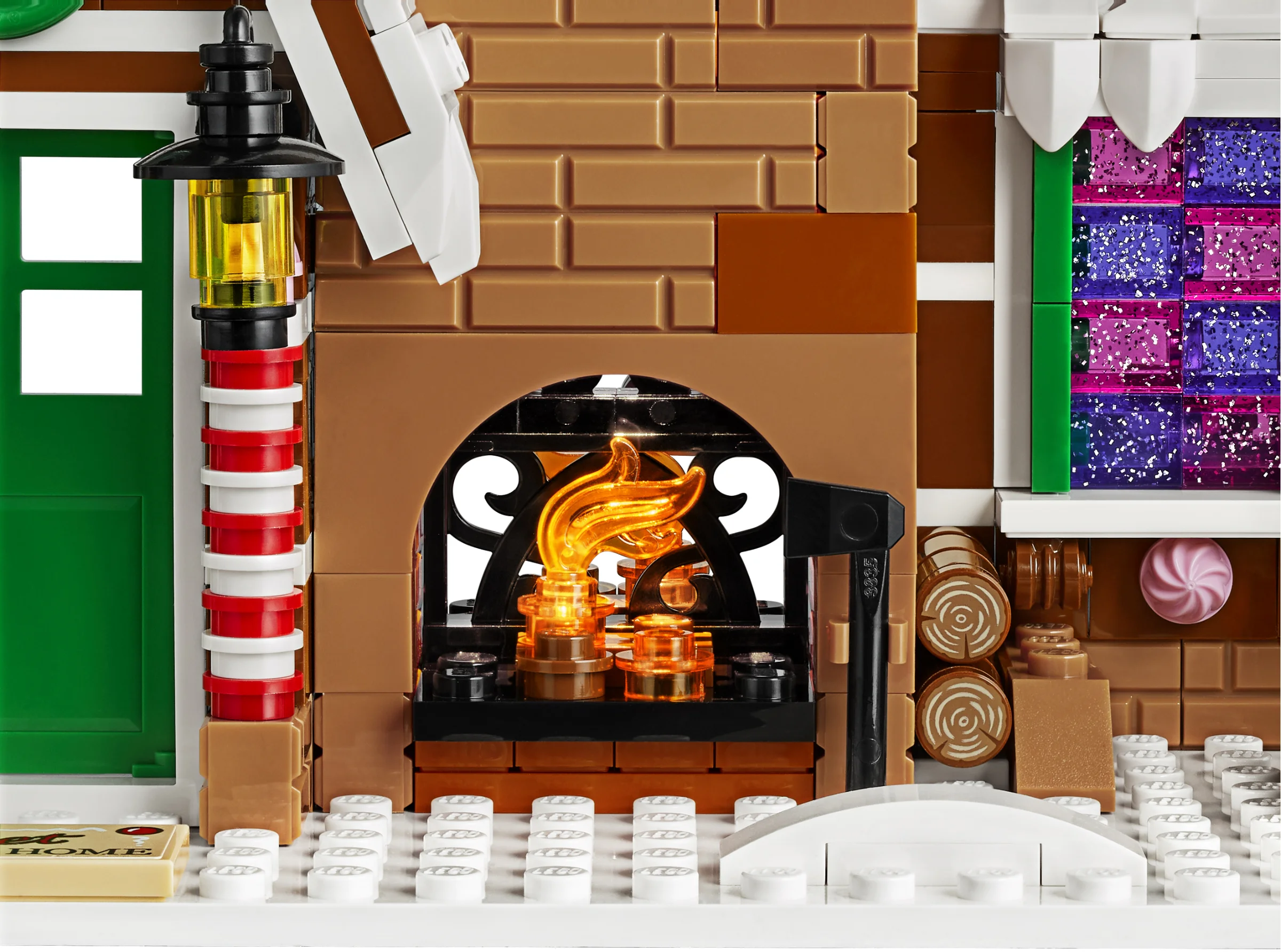 LEGO® 10267 Creator Expert Chatka Z Piernika 10267 b - zdjęcie 9