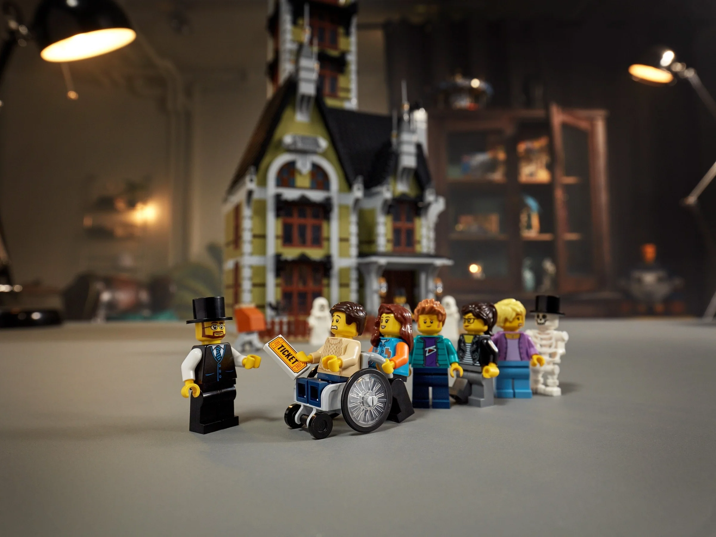 LEGO® 10273 Dom strachu - zdjęcie 16