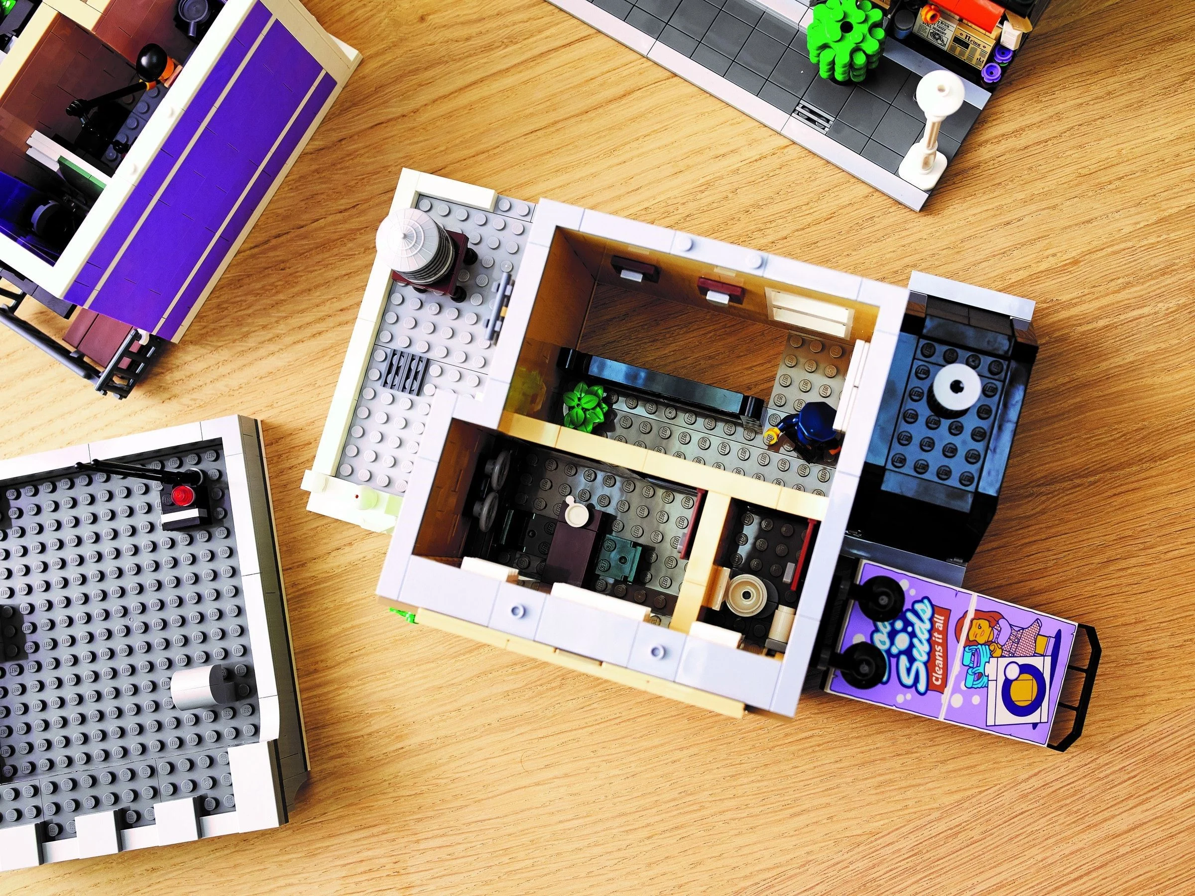 LEGO® 10278 Expert Posterunek policji - zdjęcie 14