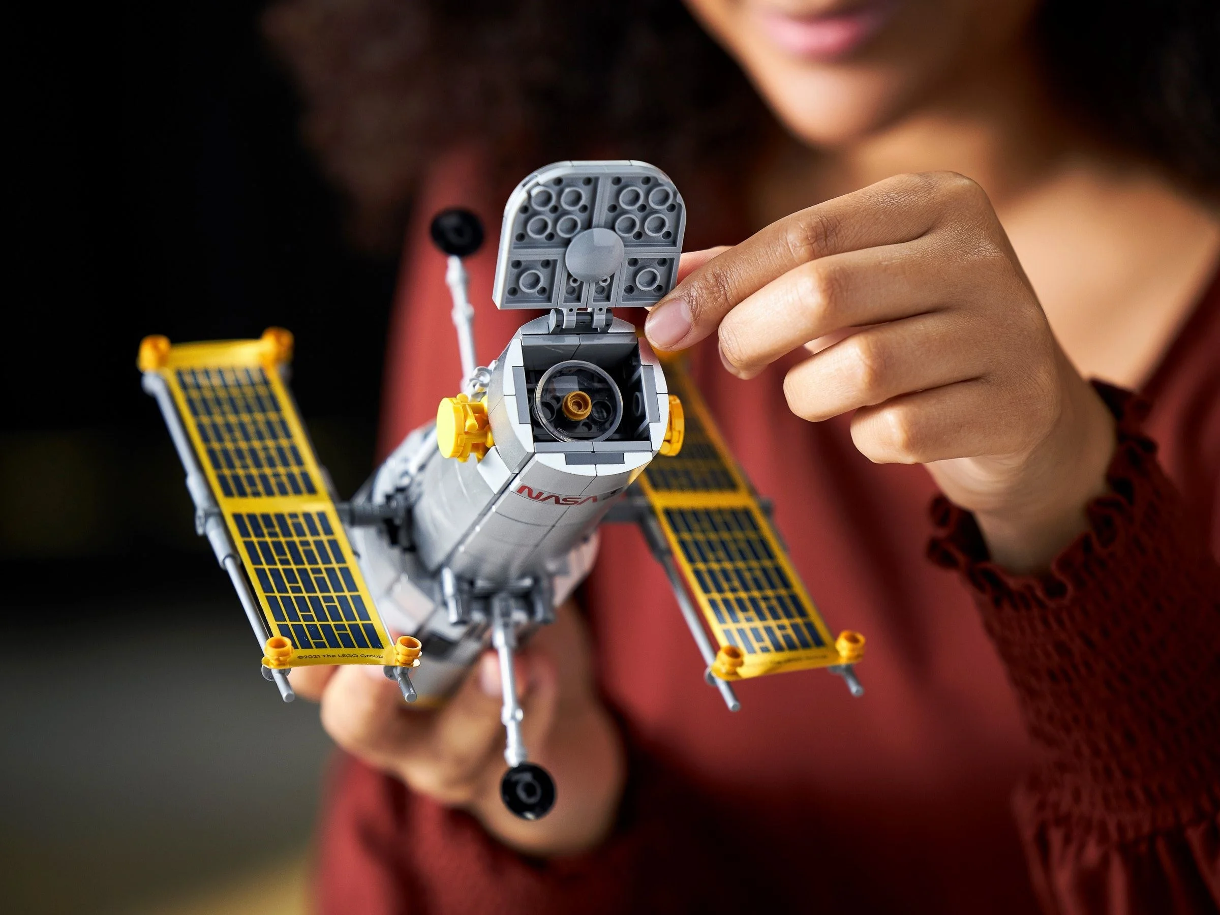 LEGO® 10283 Expert Icons Wahadłowiec Discovery Nasa na święta - zdjęcie 10