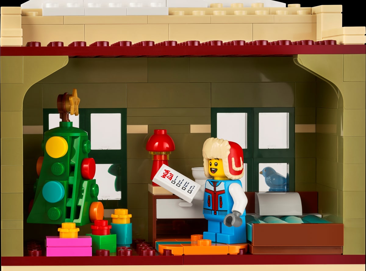 LEGO® 10308 Icons Świąteczna Główna Ulica - zdjęcie 12