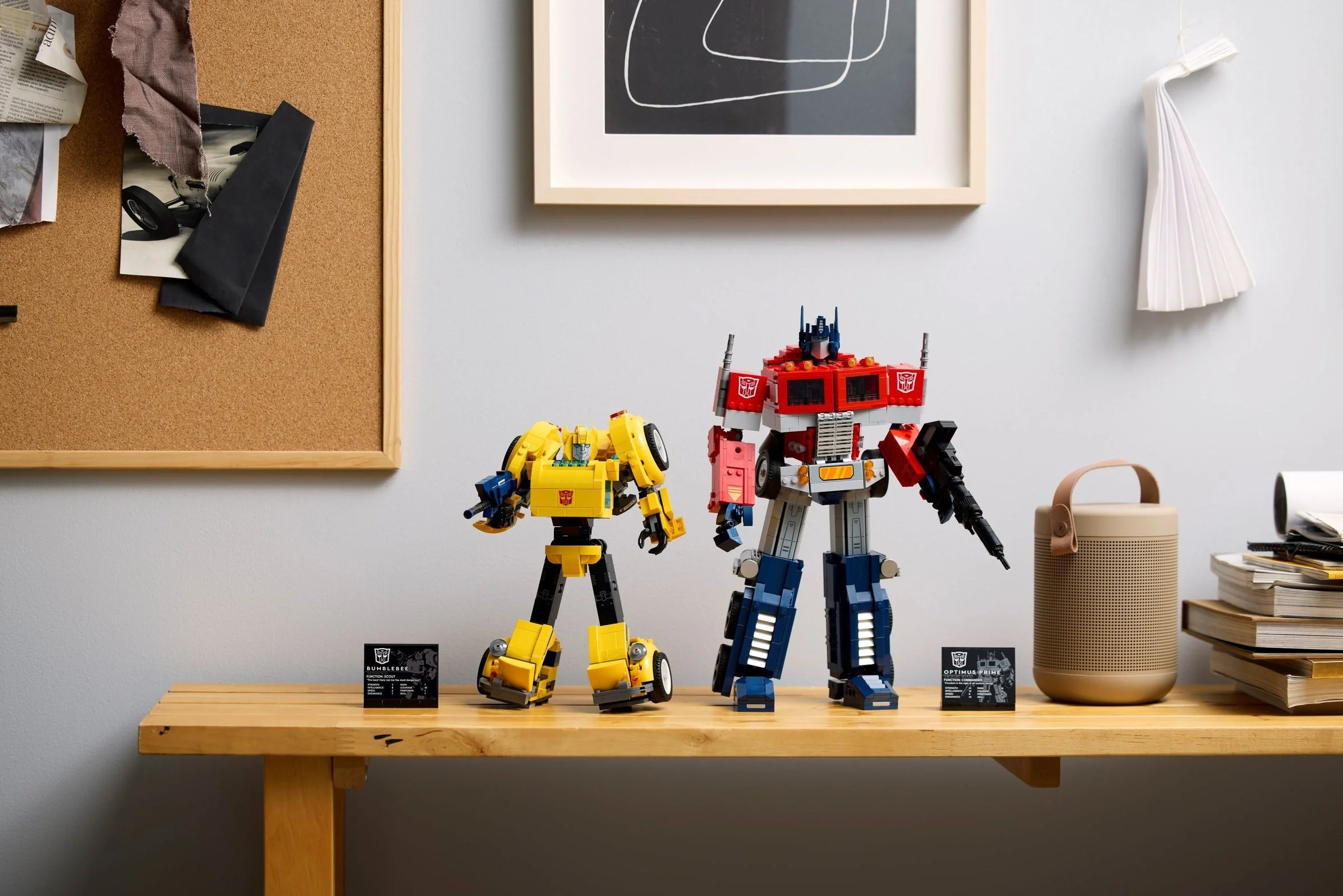 LEGO® 10338 Bumblebee - zdjęcie 3