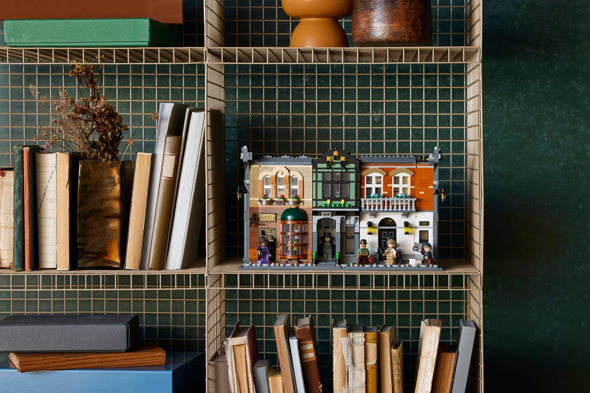 LEGO® 10351 Sherlock Holmes: Book nook - zdjęcie 16