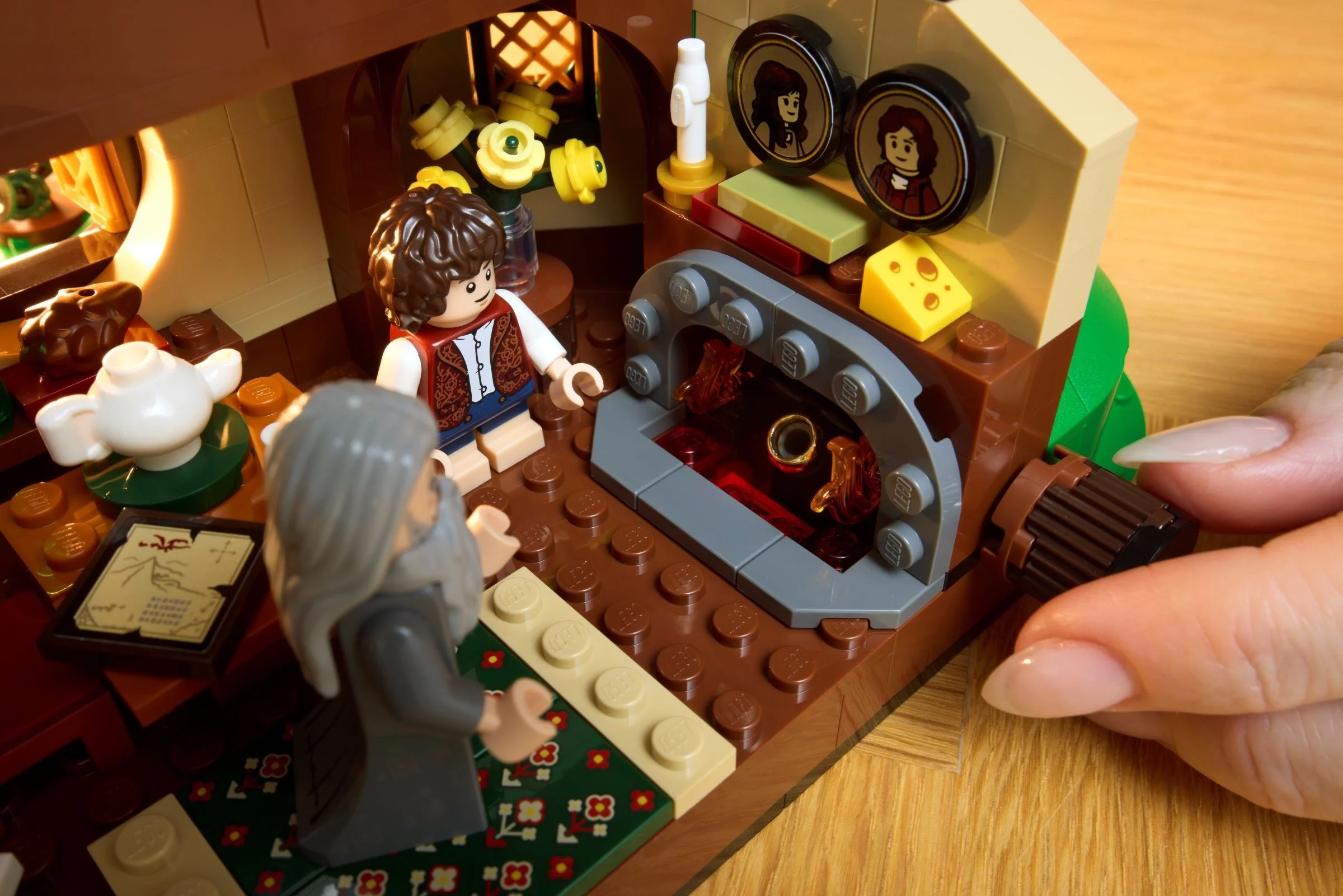 LEGO® 10354 Władca pierścieni: Shire - zdjęcie 9