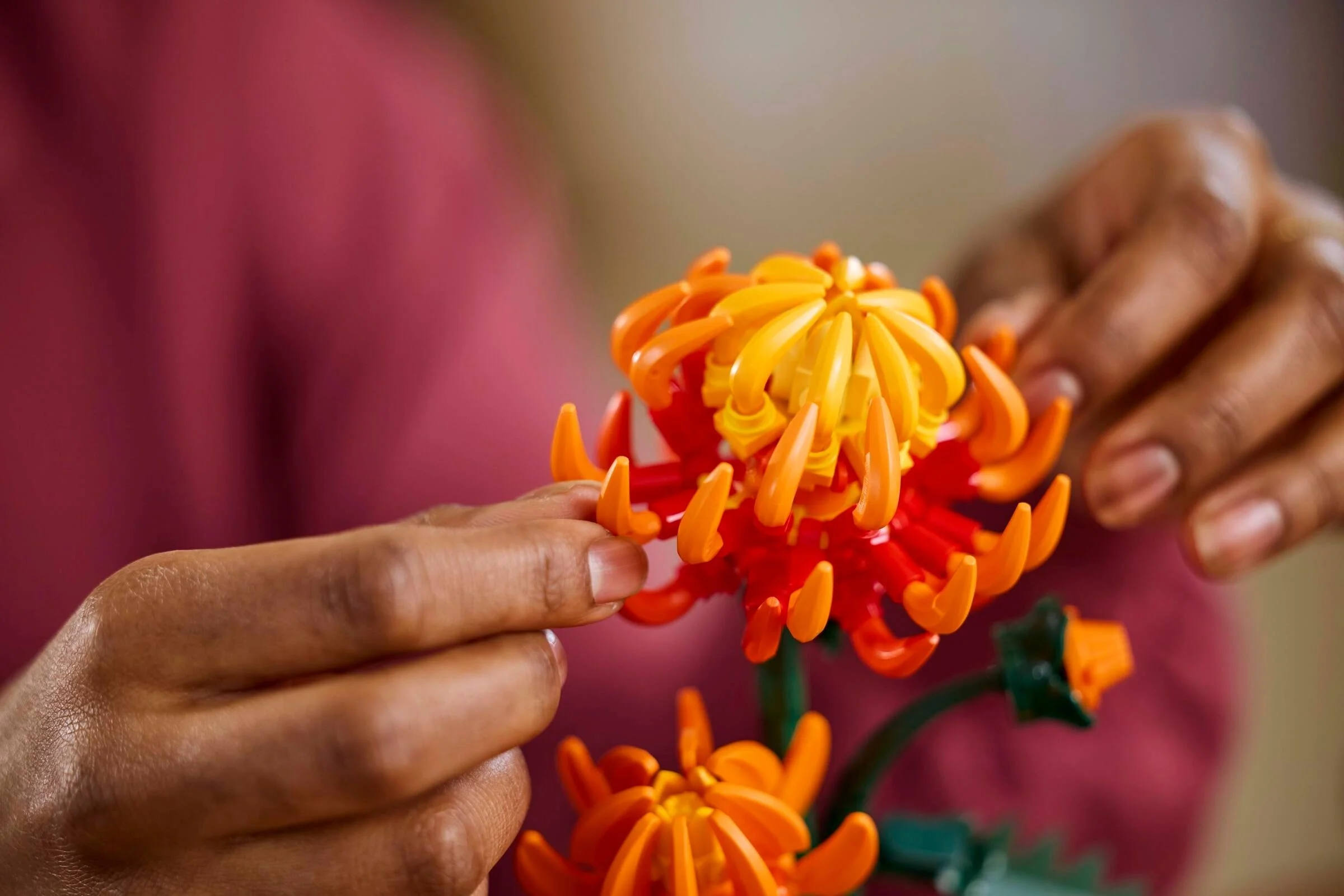 LEGO® 10368 Chryzantema - zdjęcie 5