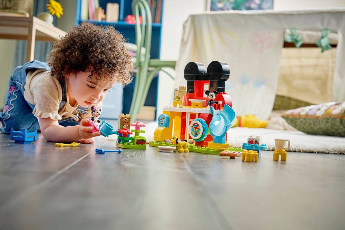 LEGO® 10465 Klub Myszki Miki z Minnie i Pluto - zdjęcie 7