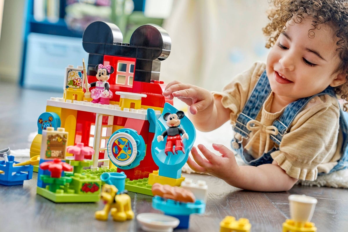 LEGO® 10465 Klub Myszki Miki z Minnie i Pluto - zdjęcie 9