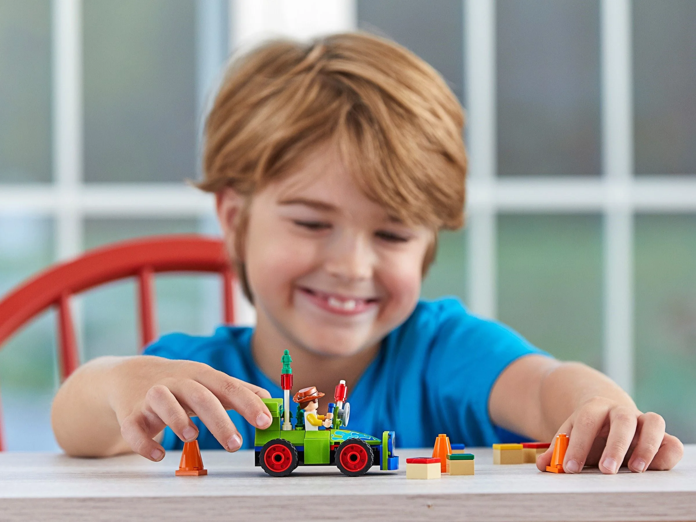 LEGO® 10766 Chudy i Pan Sterowany - zdjęcie 7