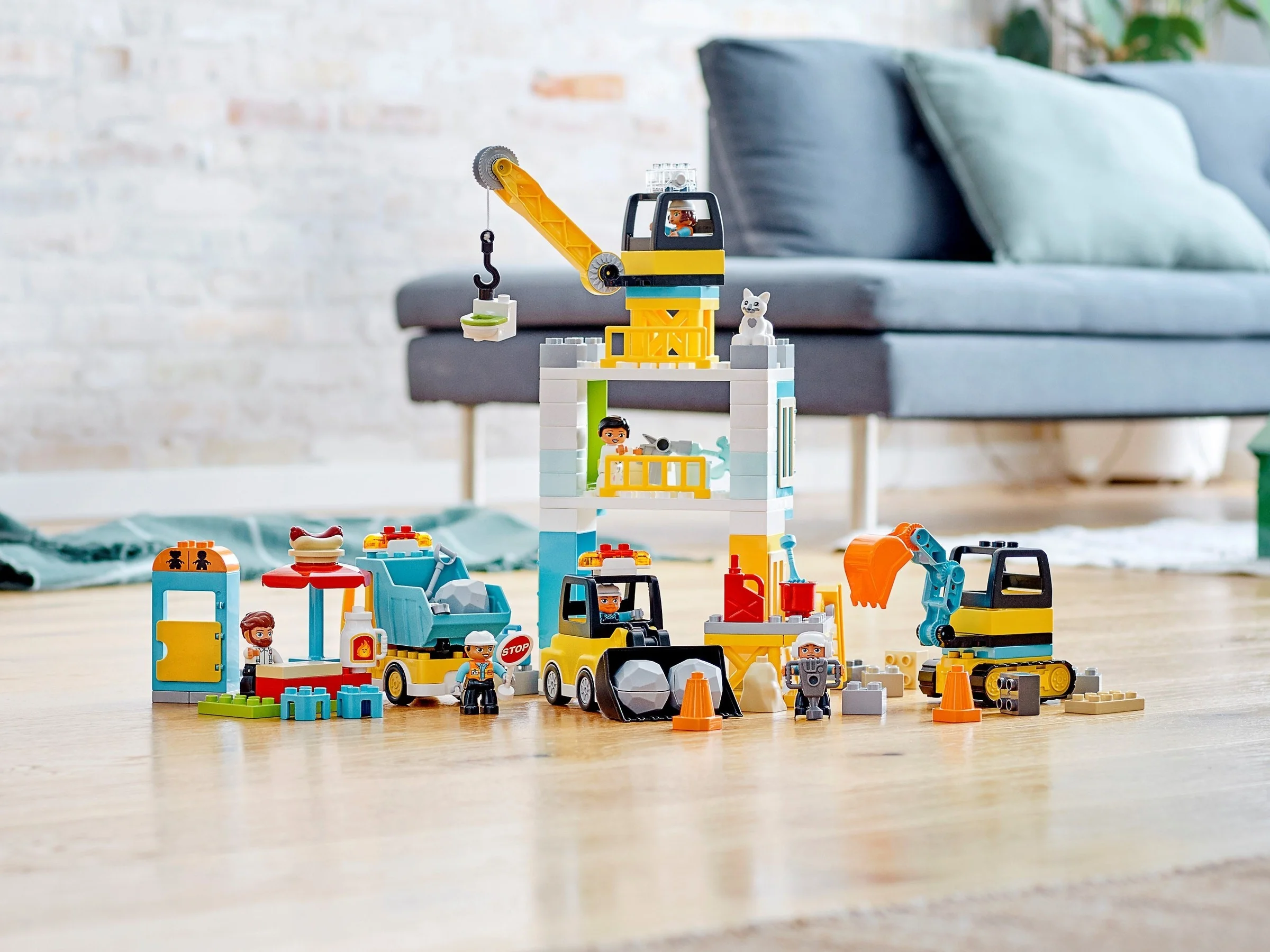 LEGO® 10933 Żuraw wieżowy i budowa - zdjęcie 6