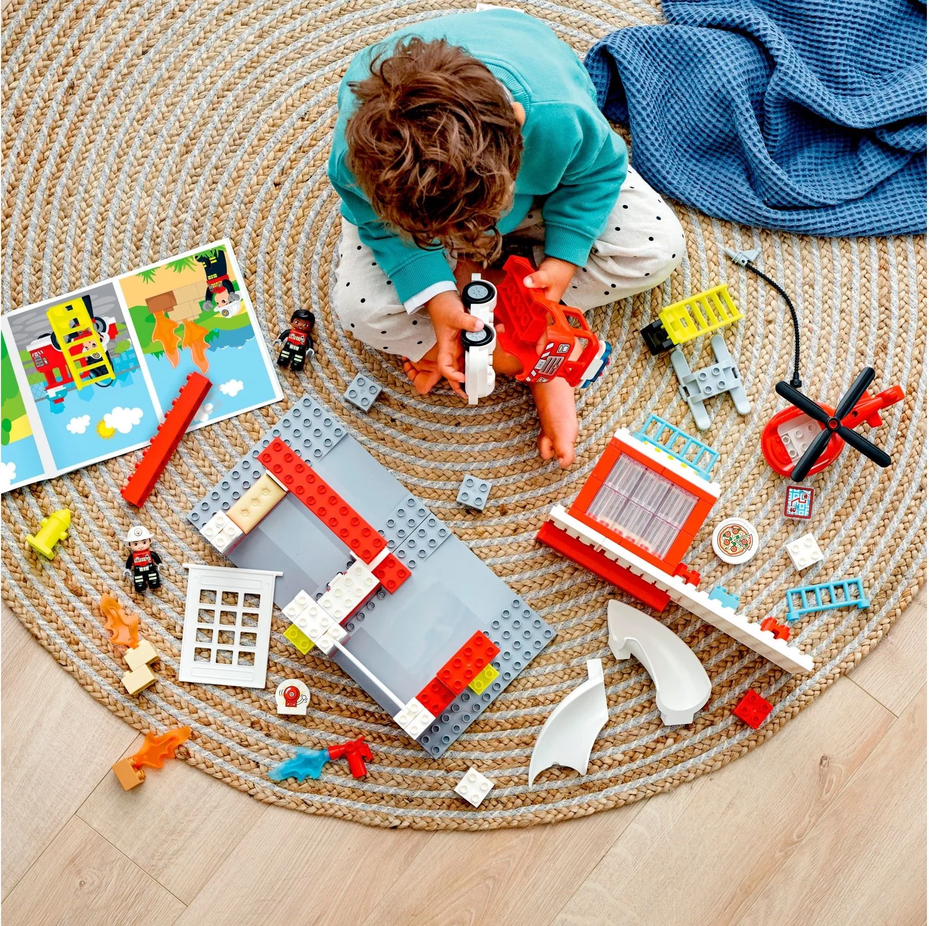 LEGO® 10970 REmiza Strażacka - zdjęcie 4