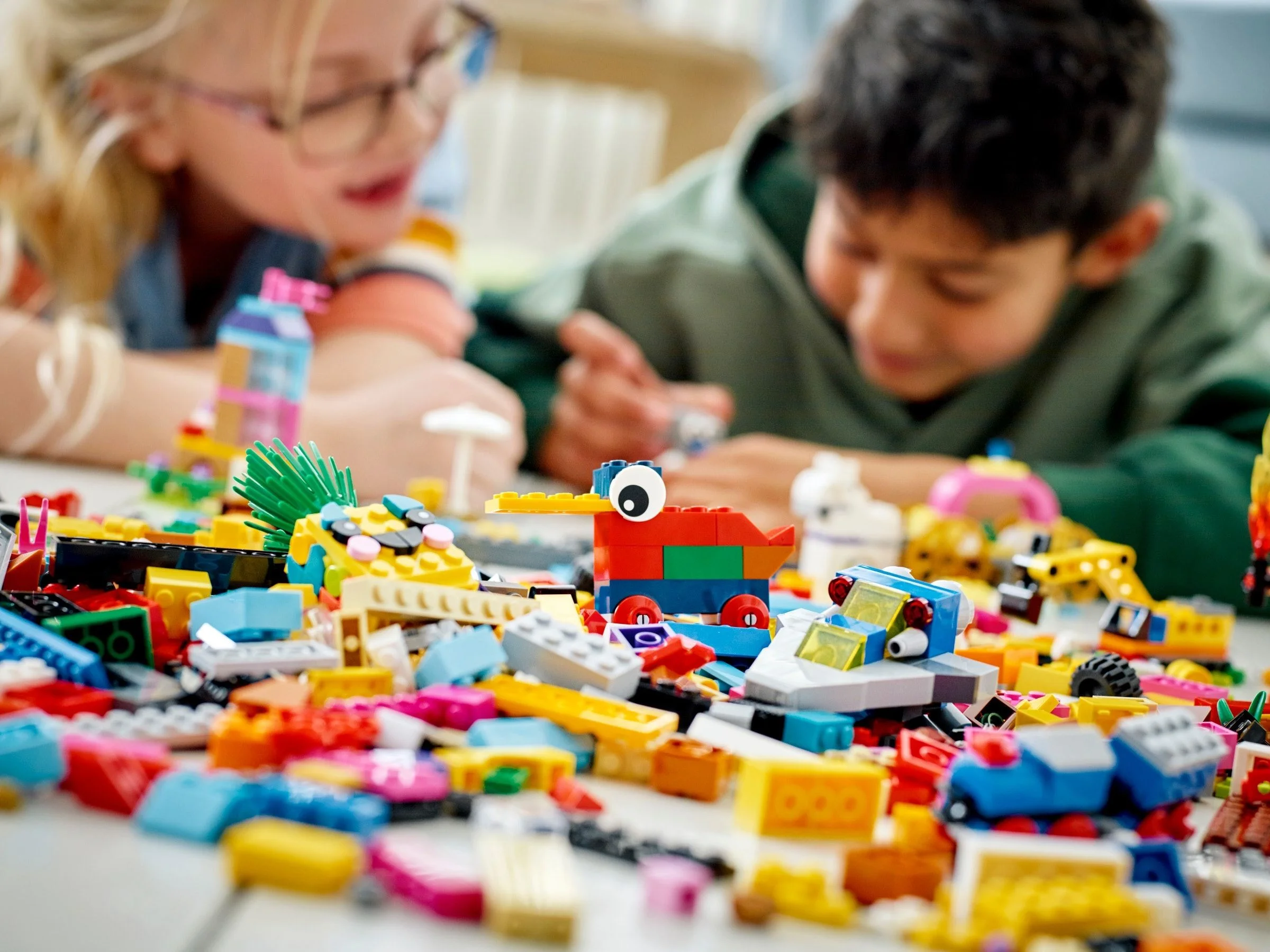 LEGO® 11021 90 Lat Zabawy - zdjęcie 7