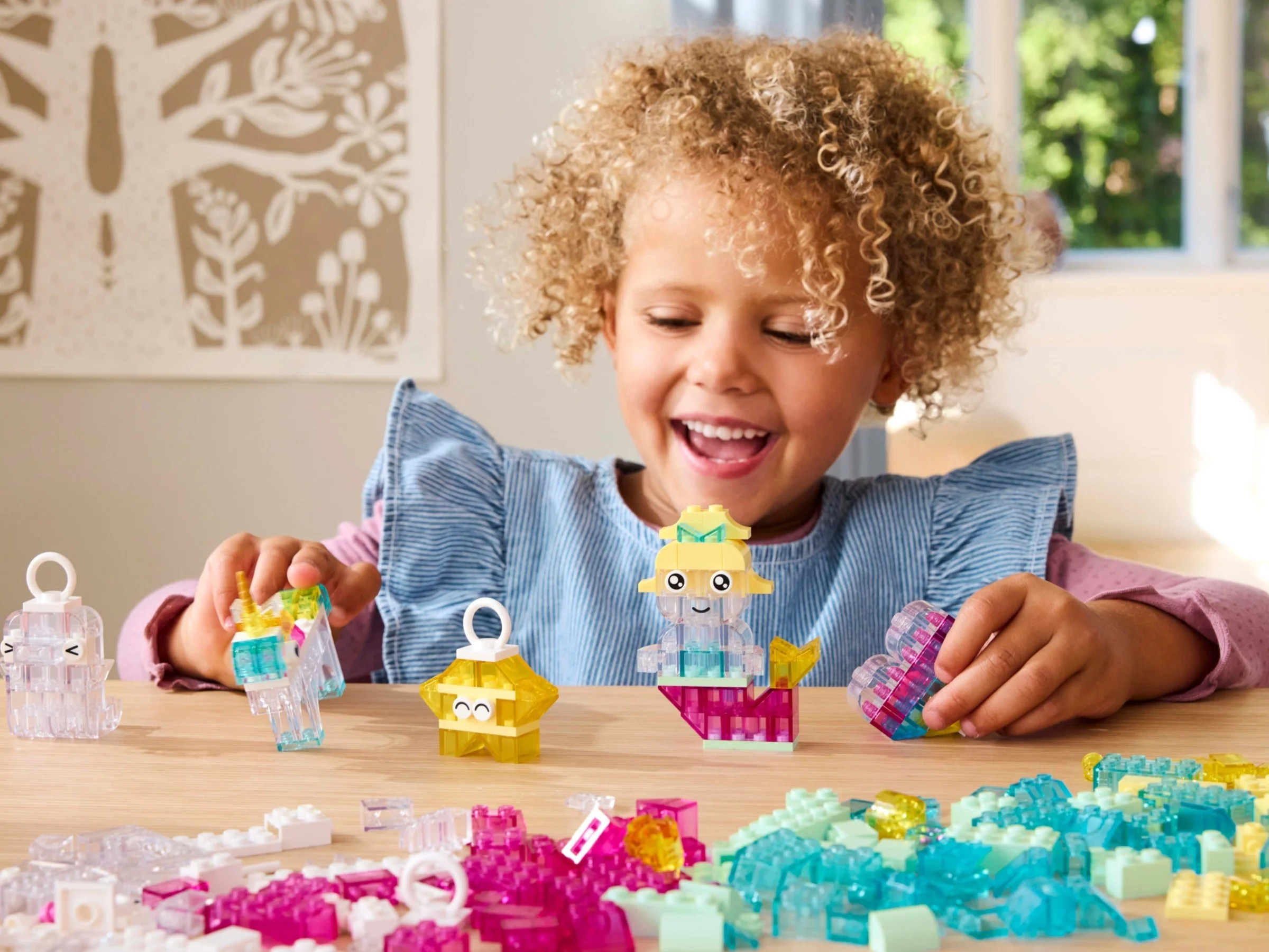 LEGO® 11040 Magiczny zestaw z przezroczystymi klockami - zdjęcie 6