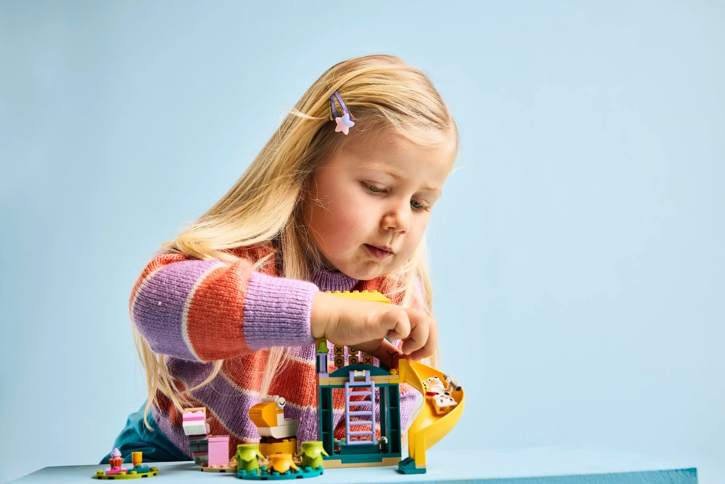 LEGO® 11201 Blue i Łatko na placu zabaw - zdjęcie 9