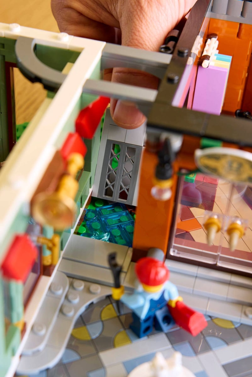 LEGO® 11371 Ulica handlowa - zdjęcie 16