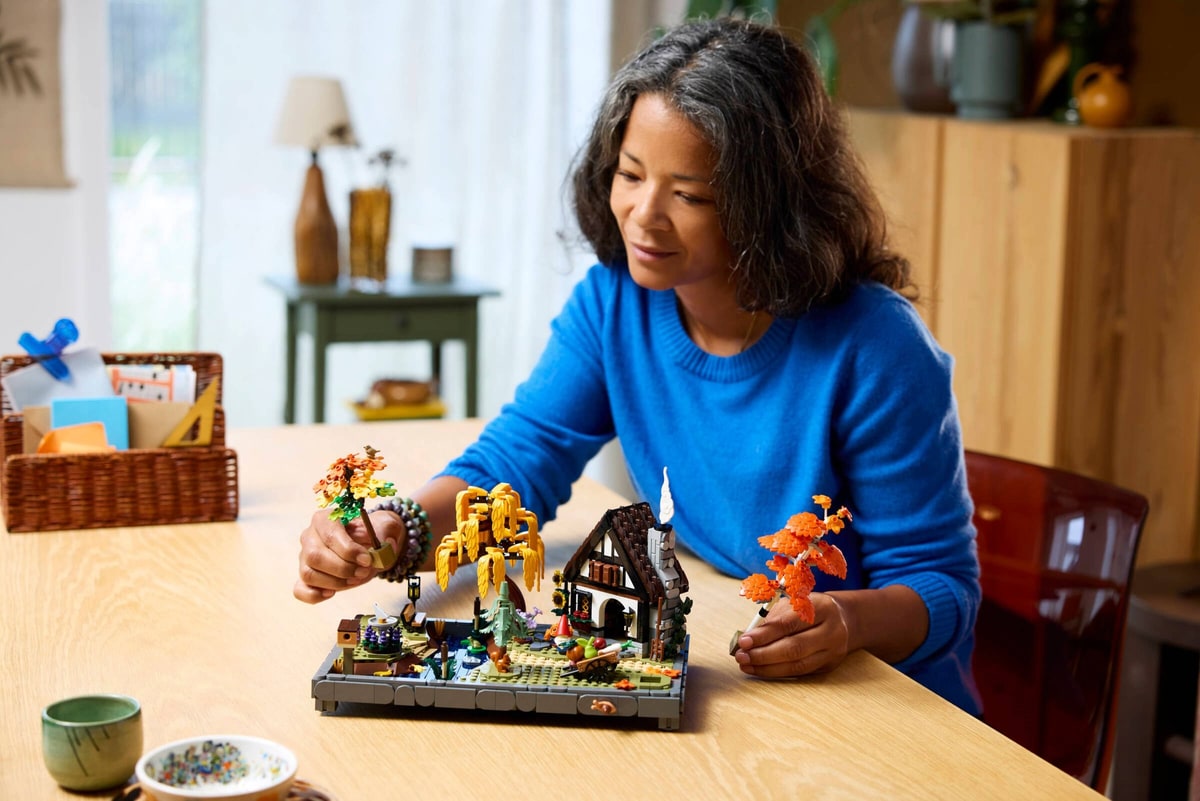 LEGO® 11372 Jesienny ogród z chatką - zdjęcie 12