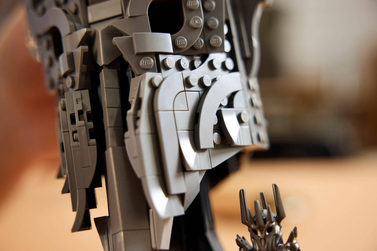 LEGO® 11373 Władca pierścieni: Hełm Saurona - zdjęcie 8