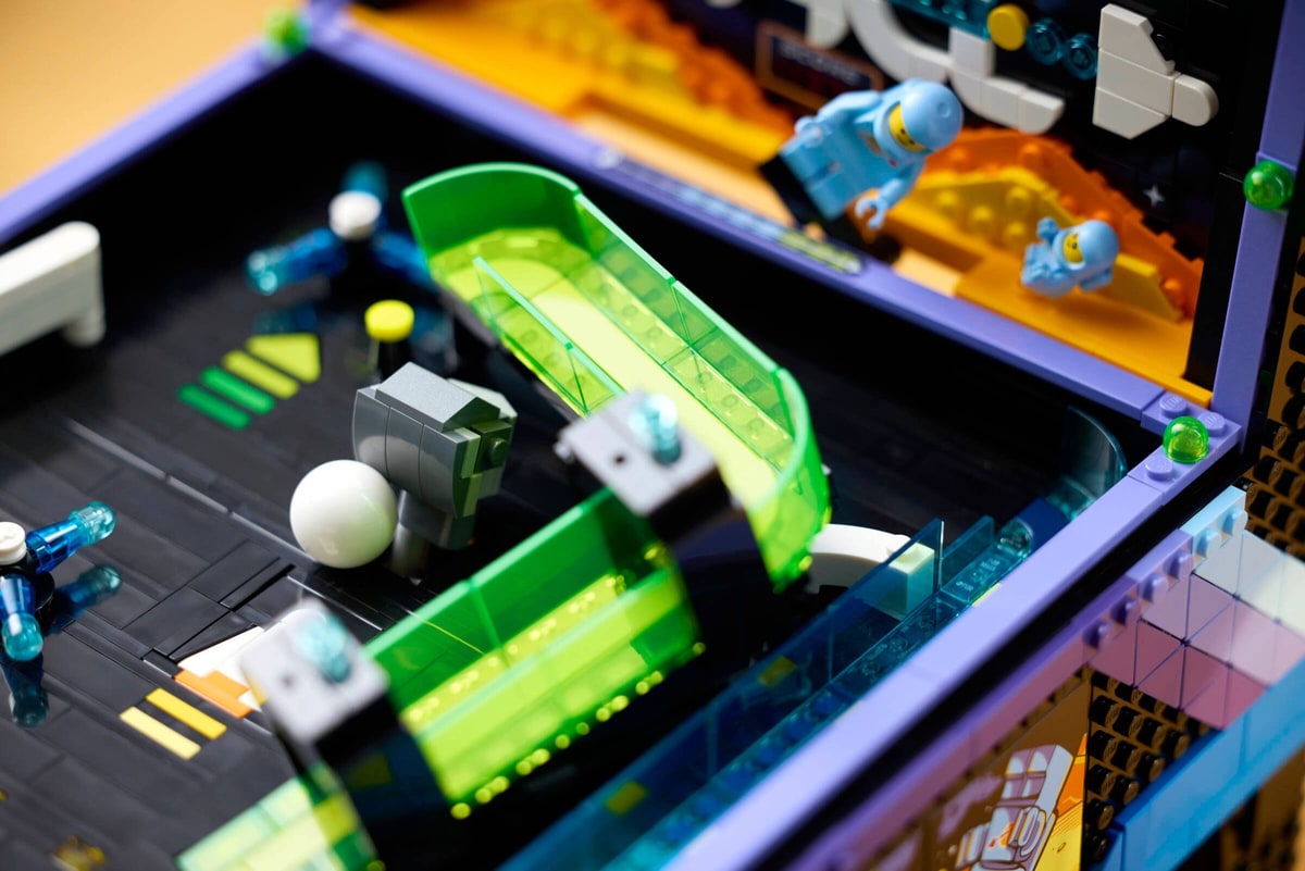 LEGO® 11374 Automat do gry pinball - zdjęcie 7