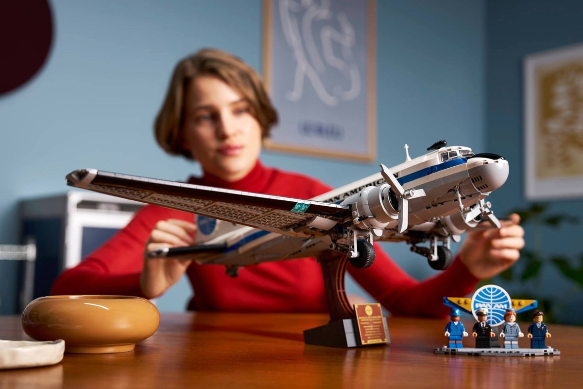 LEGO® 11378 Samolot pasażerski Douglas DC-3 PAN AM - zdjęcie 21