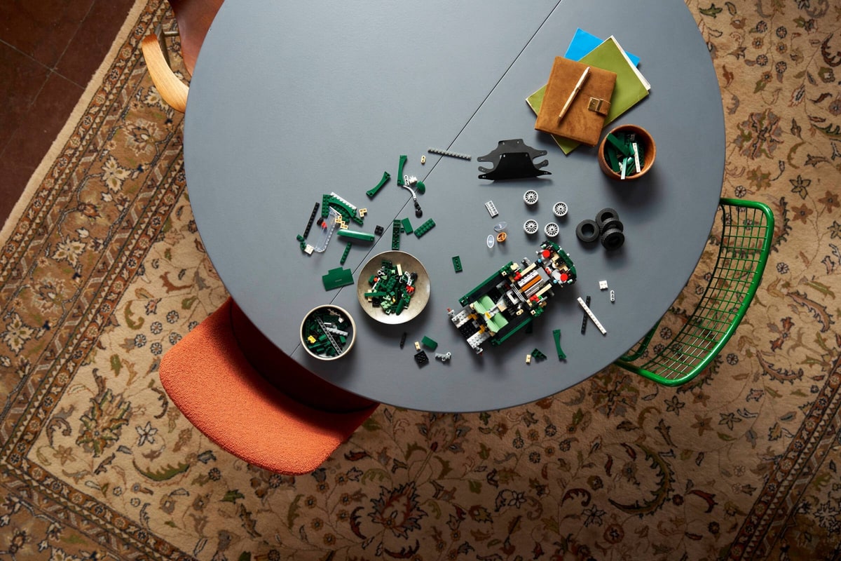 LEGO® 11381 Icons Jaguar E-Type 11381 - zdjęcie 5