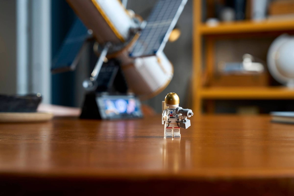 LEGO® 11382 Kosmiczny Teleskop Hubble'a - zdjęcie 11