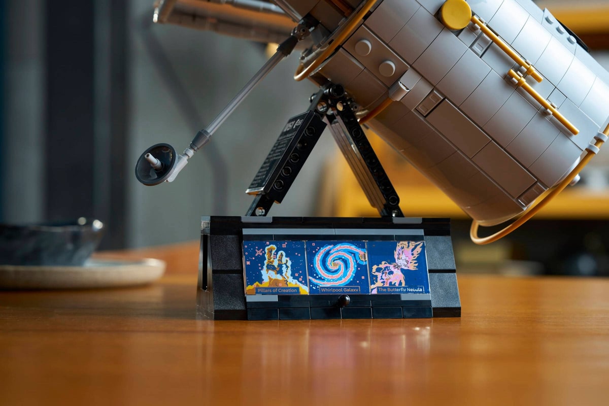 LEGO® 11382 Kosmiczny Teleskop Hubble'a - zdjęcie 9