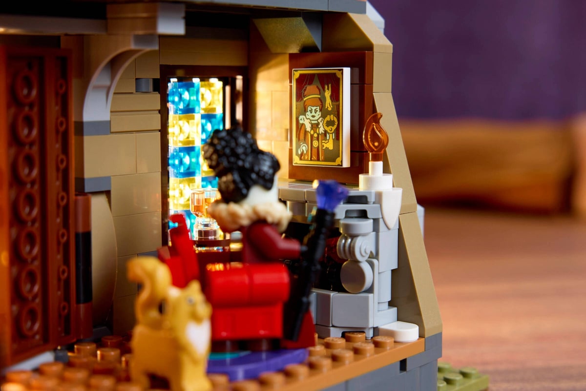 LEGO® 11383 Rezydencja burmistrzyni - zdjęcie 11