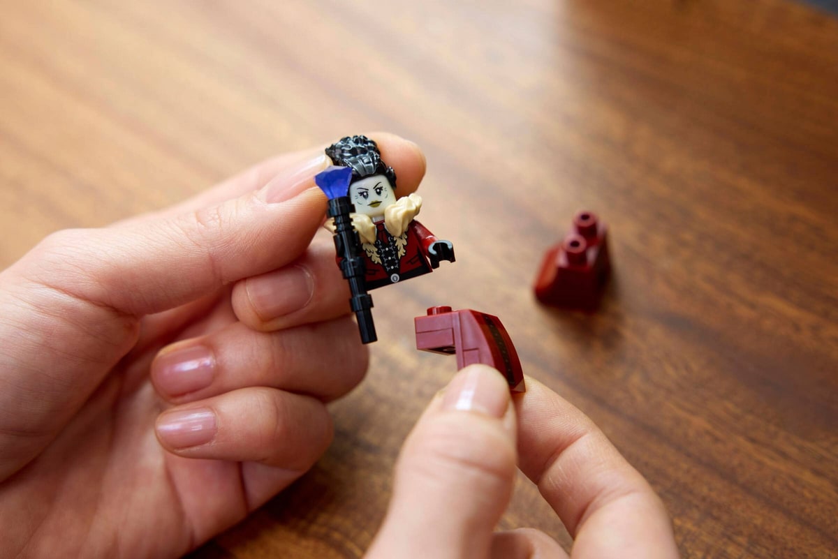 LEGO® 11383 Rezydencja burmistrzyni - zdjęcie 12