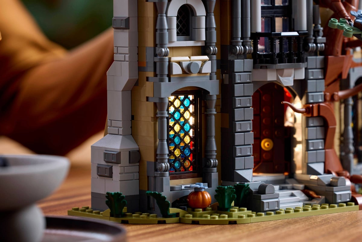 LEGO® 11383 Rezydencja burmistrzyni - zdjęcie 8