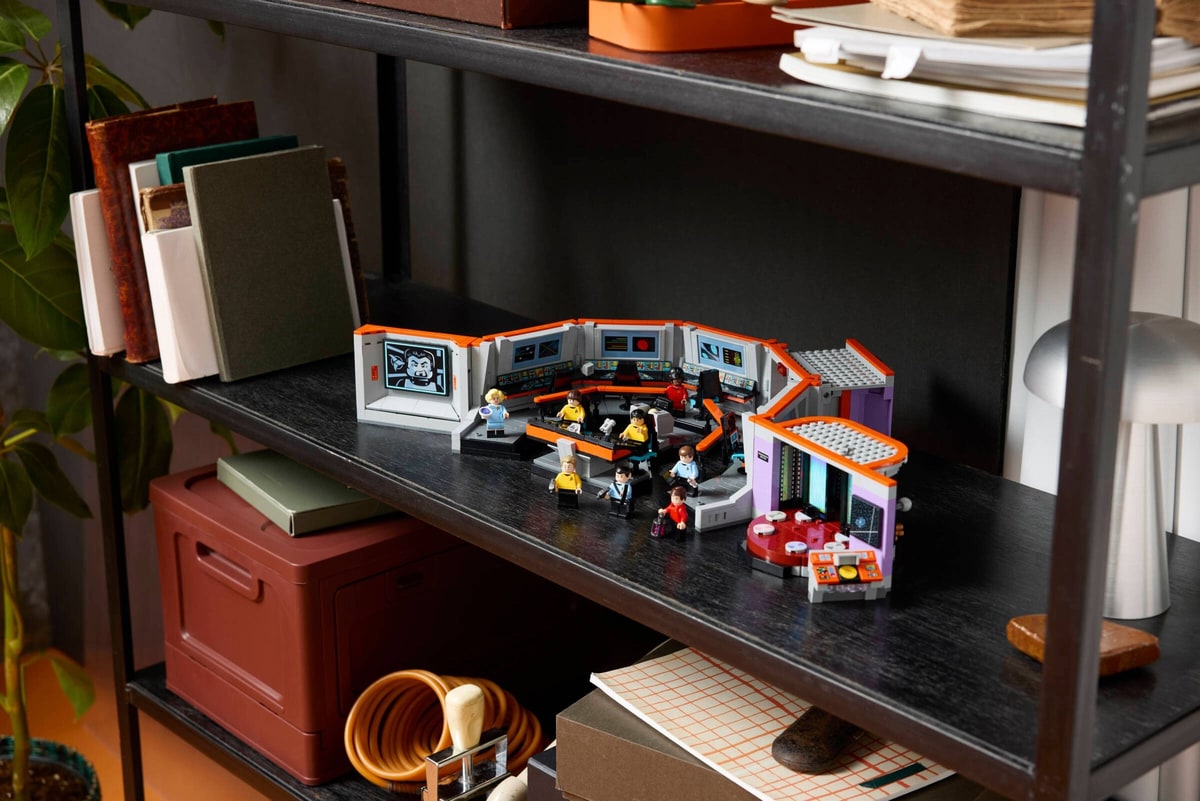 LEGO® 11385 Star Trek: Mostek U. S.S. Enterprise NCC-1701 - zdjęcie 14