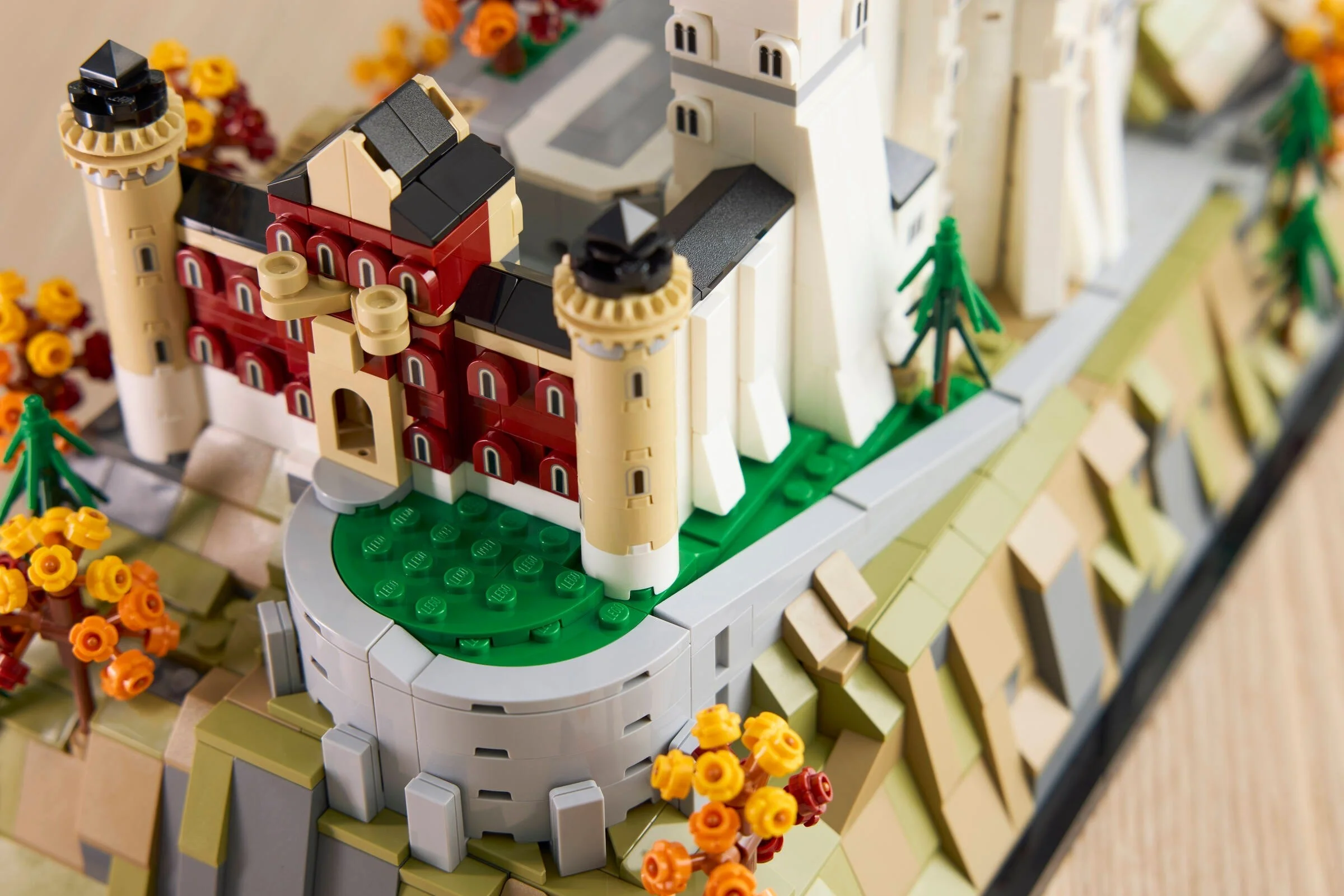 LEGO® 21063 Zamek Neuschwanstein - zdjęcie 11