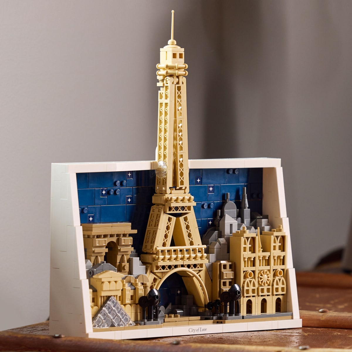 LEGO® 21064 Paryż - miasto miłości - zdjęcie 11