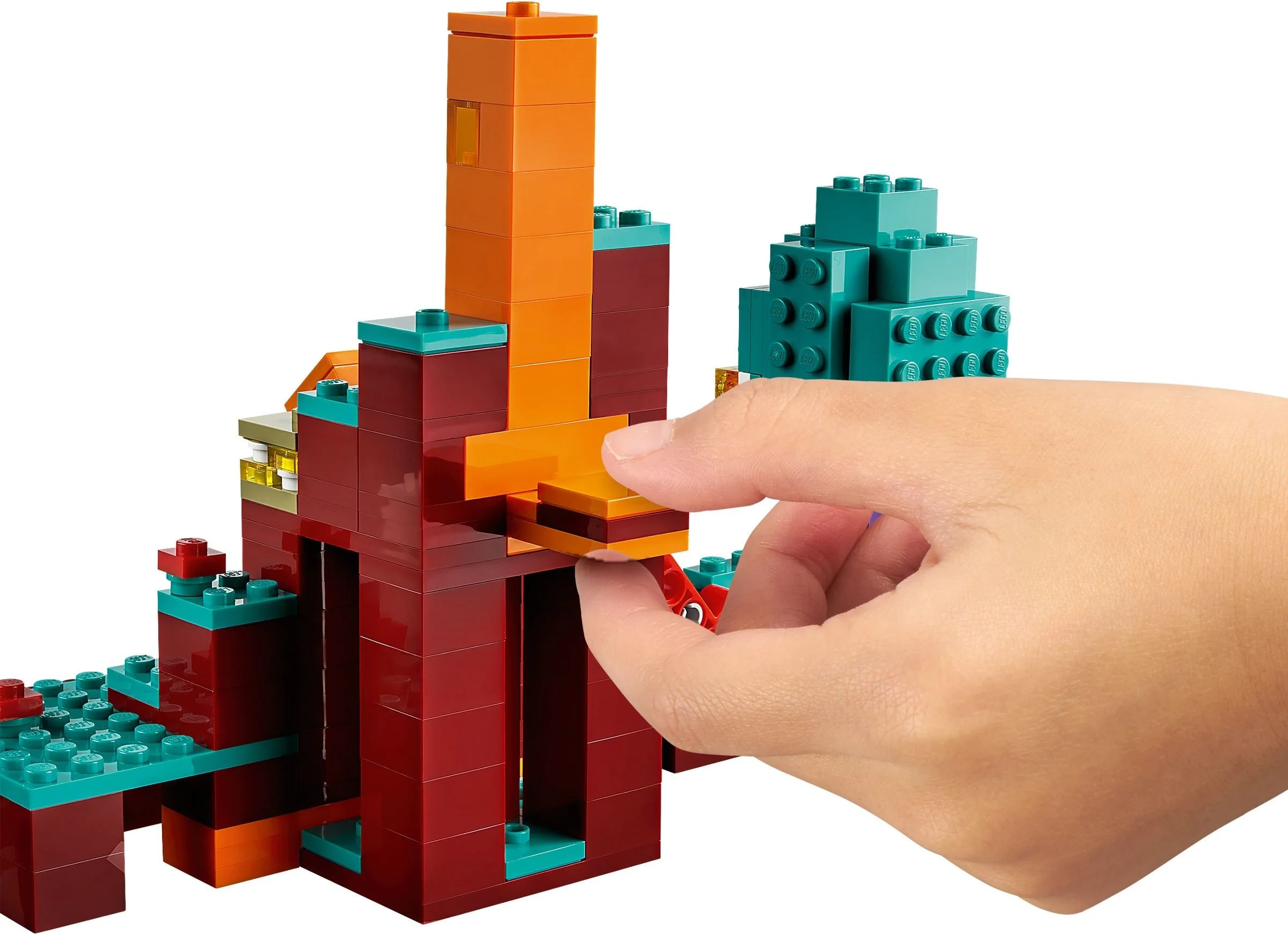 LEGO® 21168 Spaczony Las - zdjęcie 3