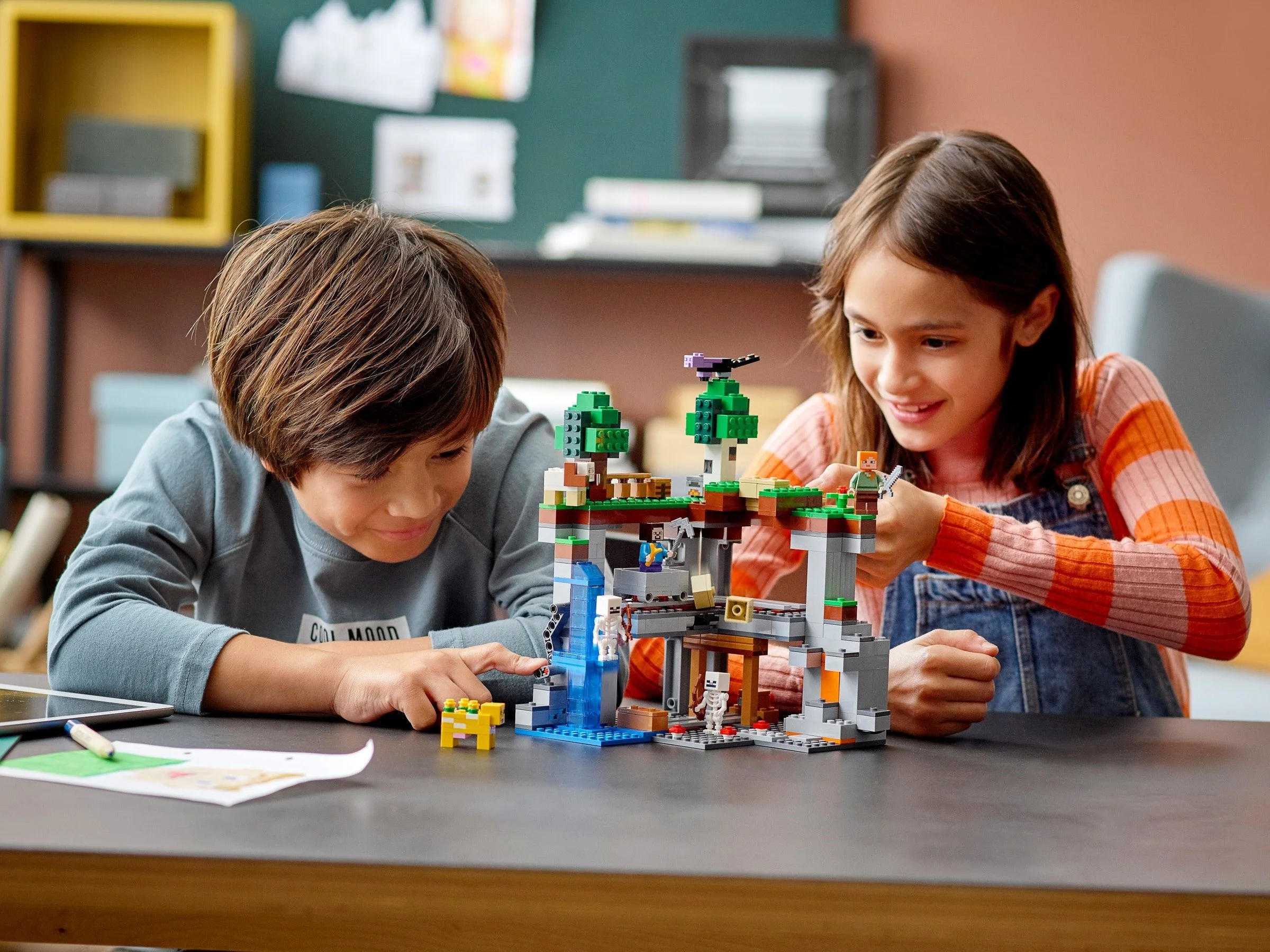 LEGO® 21169 Pierwsza przygoda - zdjęcie 7