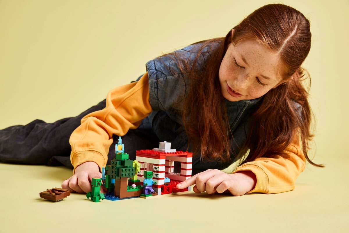 LEGO® 21275 Dom TNT w dżungli - zdjęcie 12