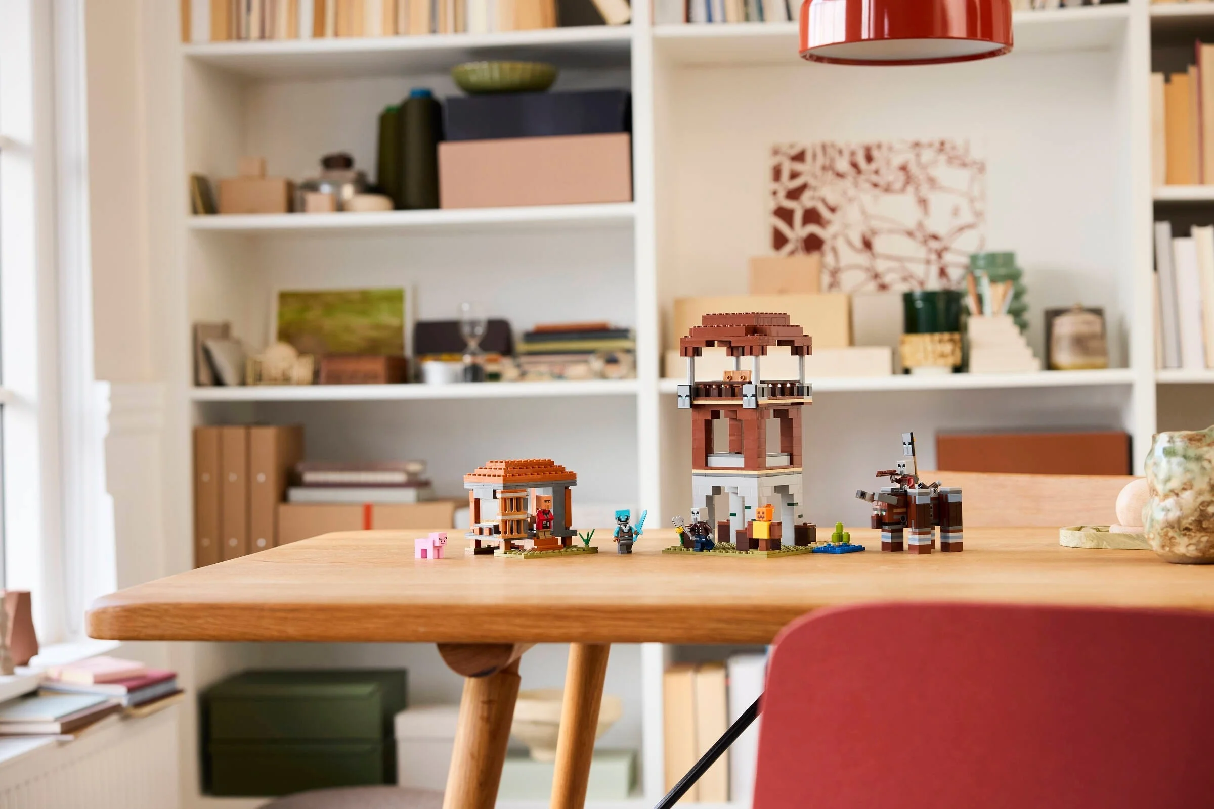 LEGO® 21278 Kryjówka rozbójników i dewastatorów - zdjęcie 7