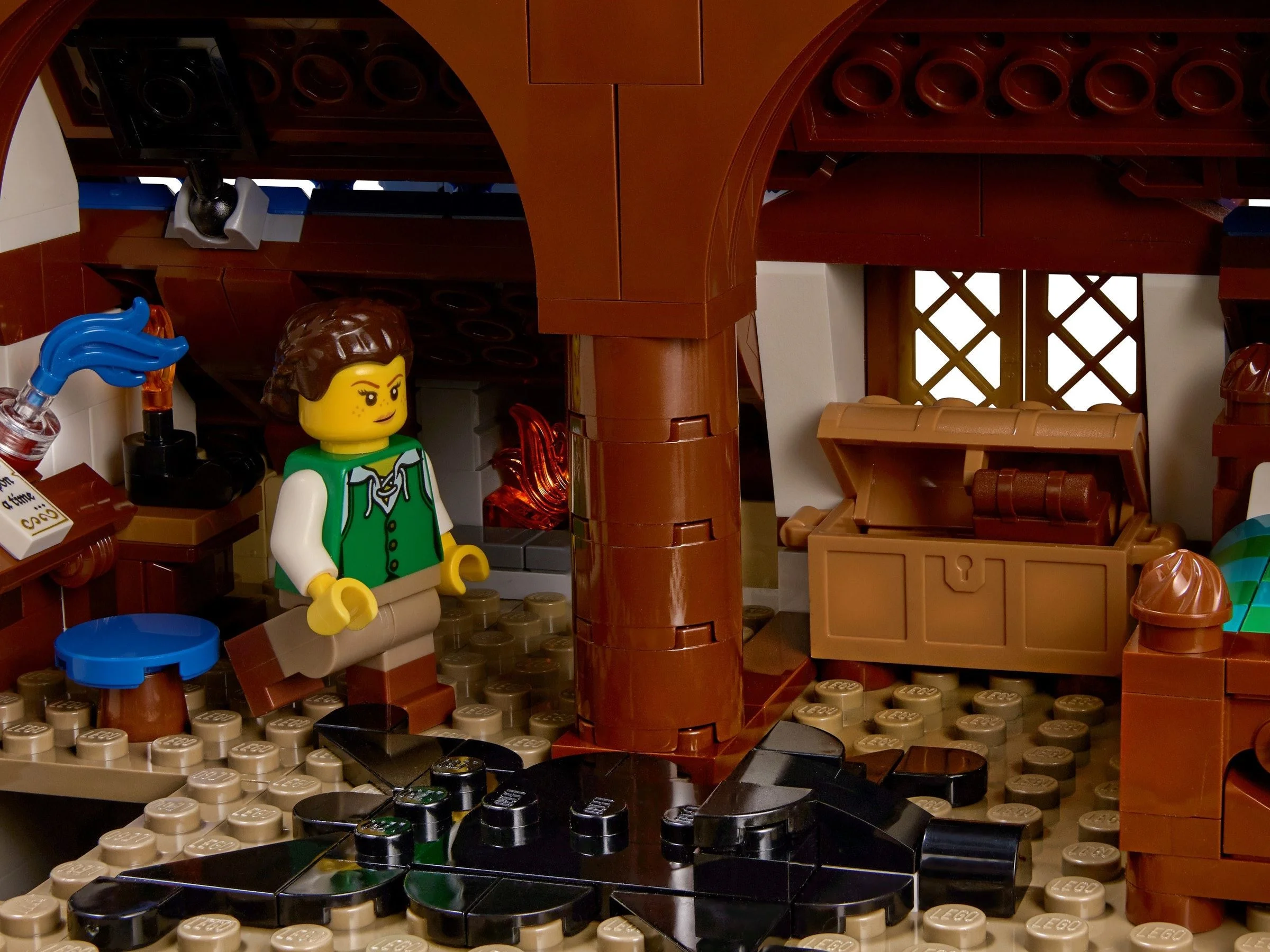 LEGO® 21325 Średniowieczna kuźnia - zdjęcie 4