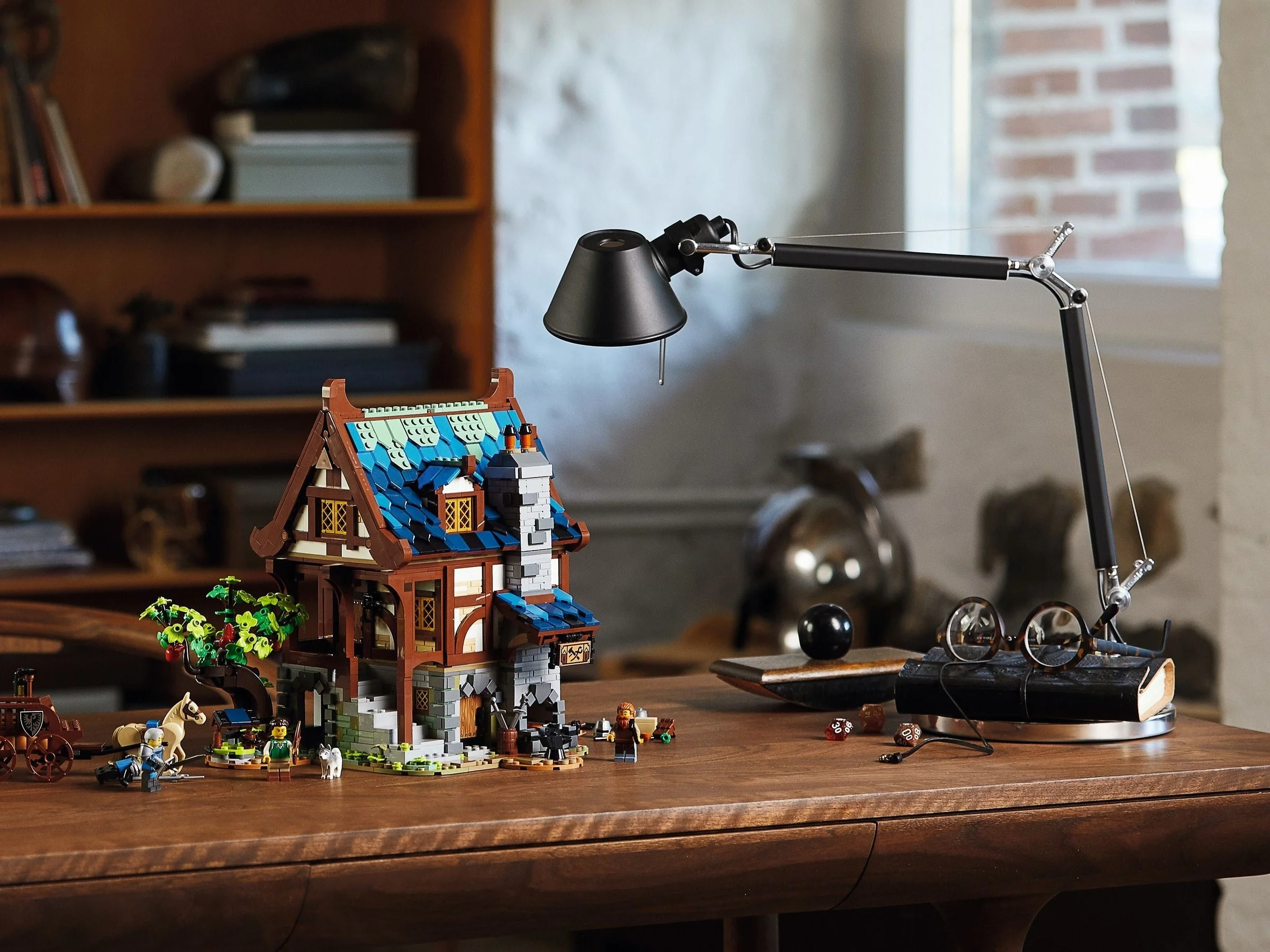 LEGO® 21325 Średniowieczna kuźnia - zdjęcie 10