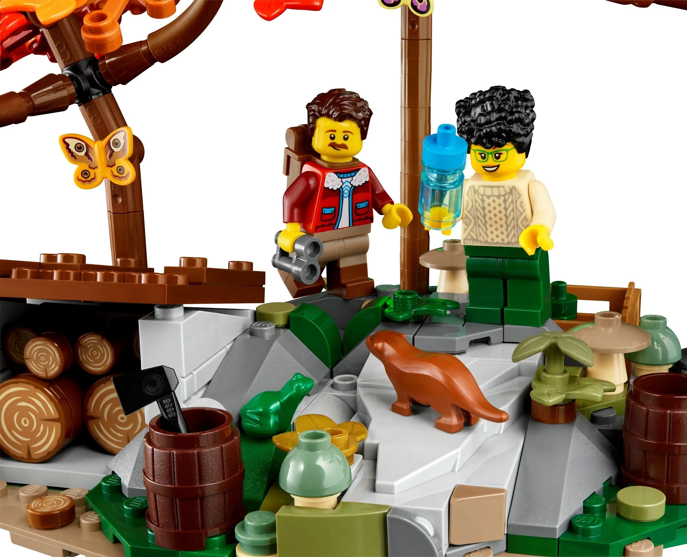 LEGO® 21338 Chatka w kształcie litery A - zdjęcie 5