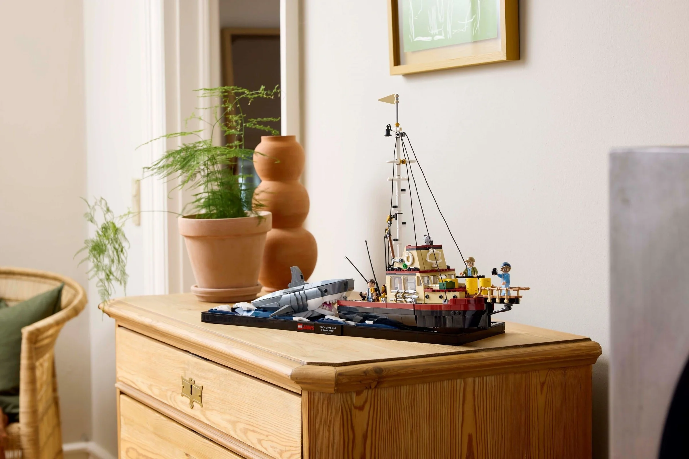 LEGO® 21350 Ideas Szczęki 21350 - zdjęcie 4