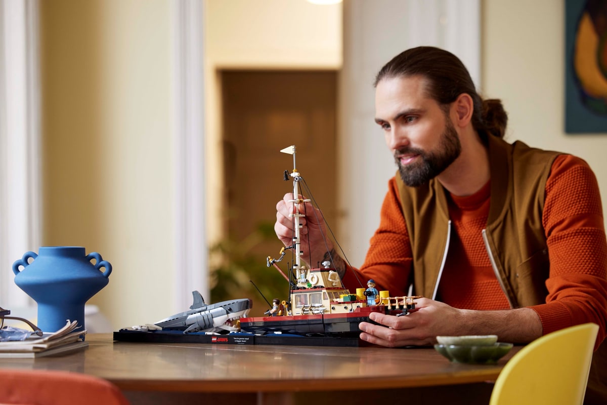 LEGO® 21350 Ideas Szczęki 21350 - zdjęcie 8